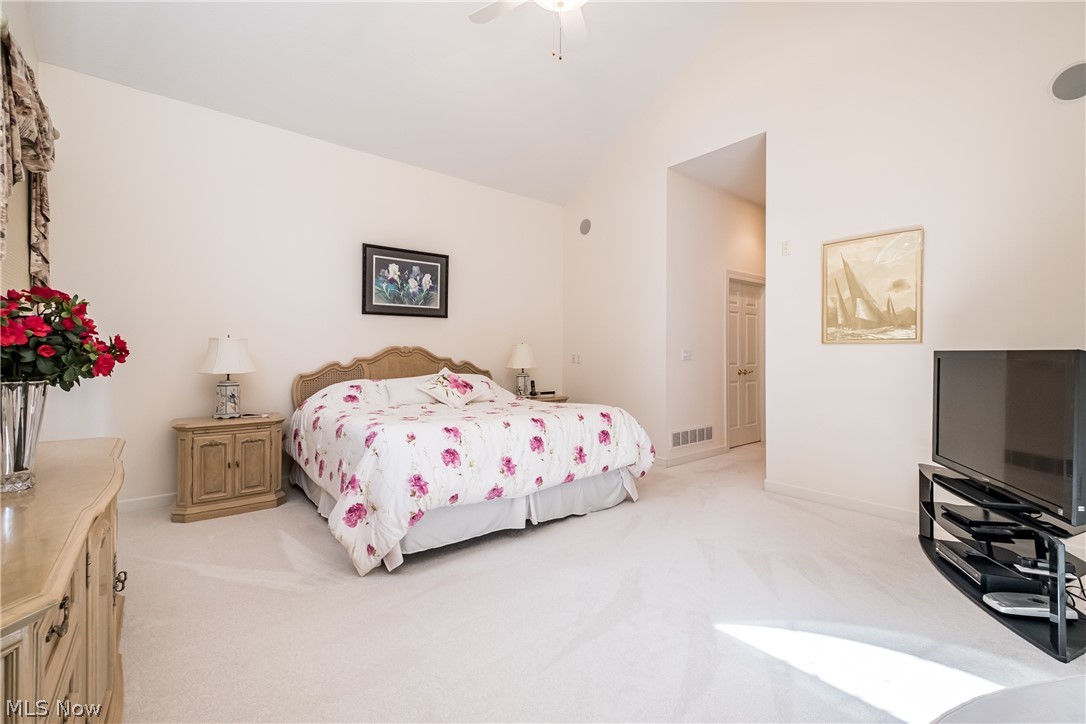 Hamlets Glenmoor Condo - Residential