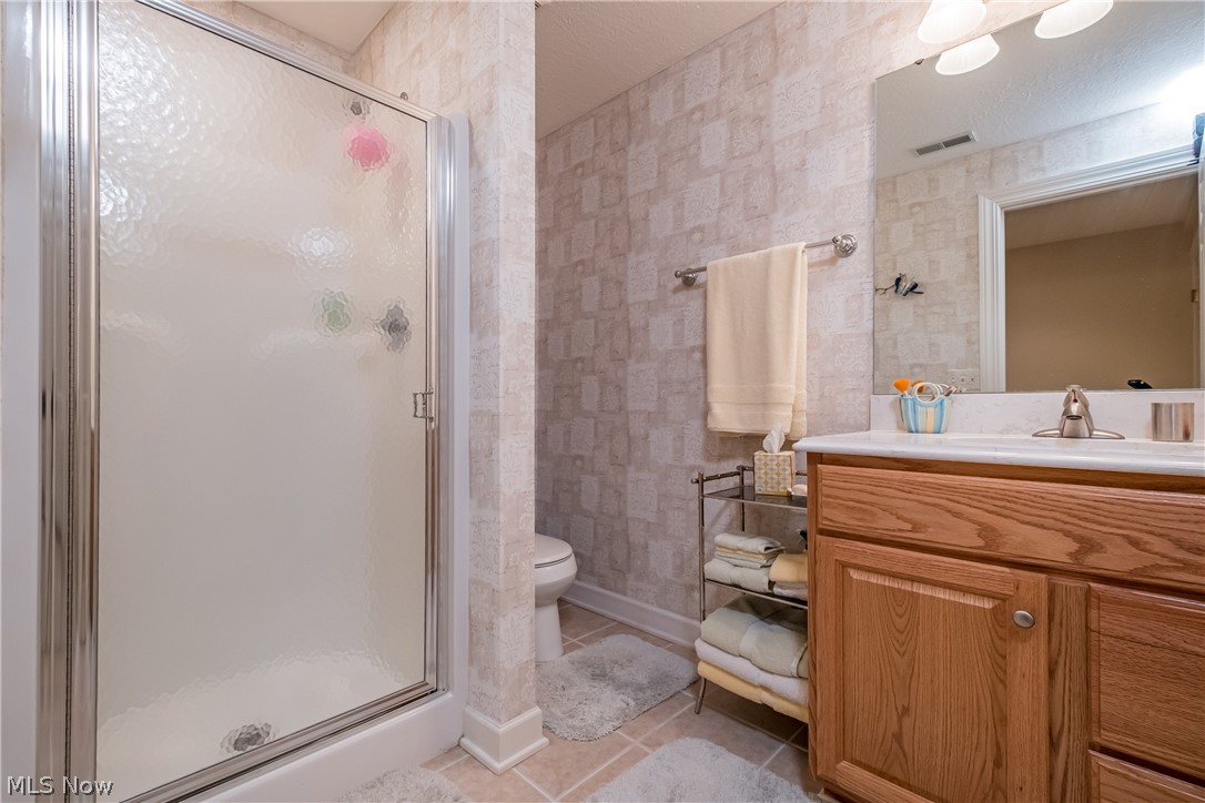 Hamlets Glenmoor Condo - Residential