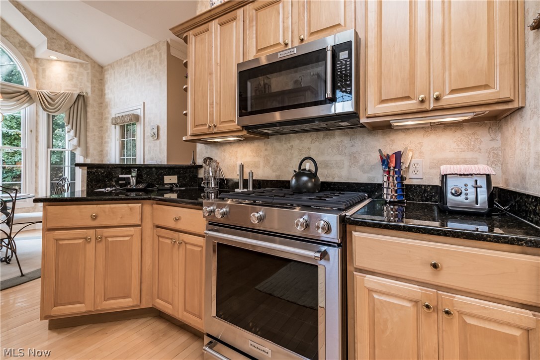 Hamlets Glenmoor Condo - Residential