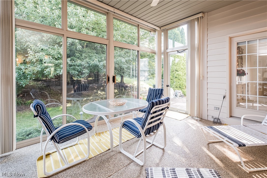 Hamlets Glenmoor Condo - Residential