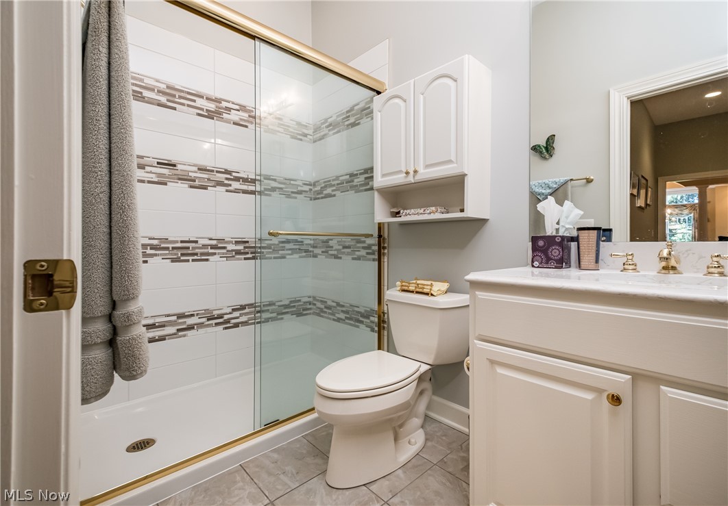 Hamlets Glenmoor Condo - Residential