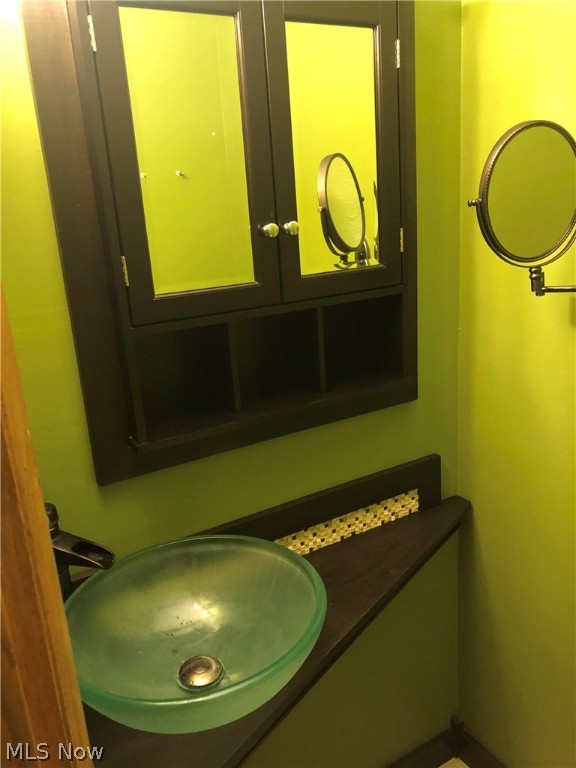 Tavener Mc Hugh Adn - Residential