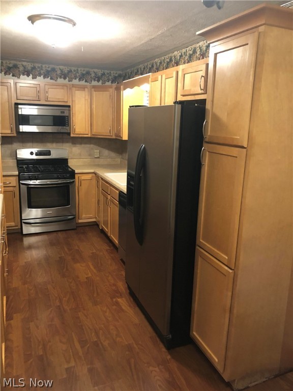 Tavener Mc Hugh Adn - Residential