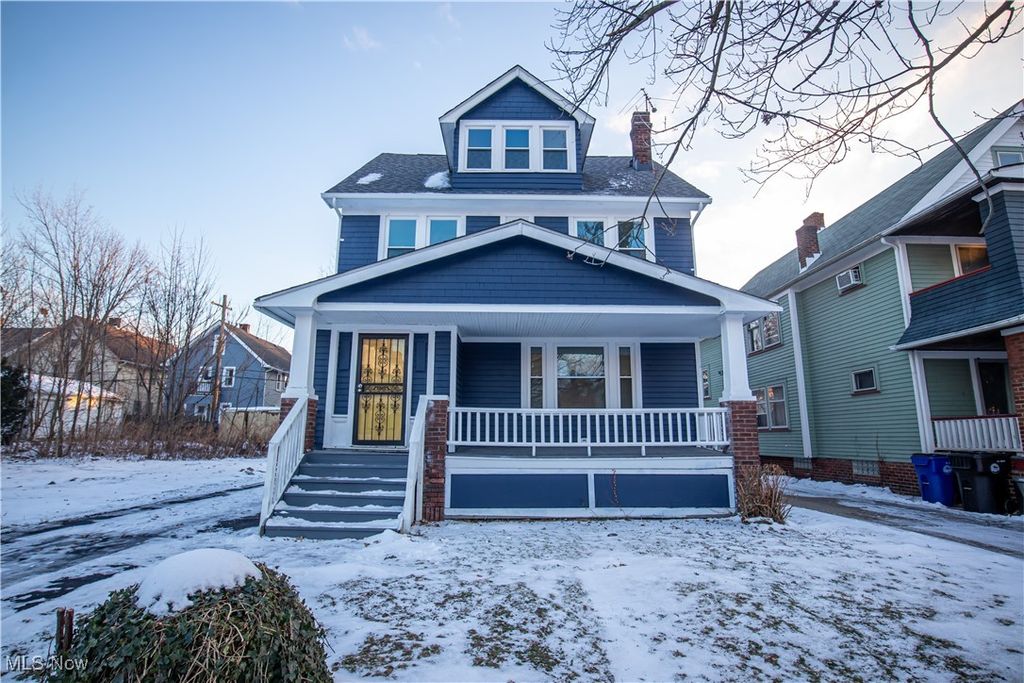 Photo of 11906 Hamlen Avenue, Cleveland, OH 44120 (MLS # 5178748)