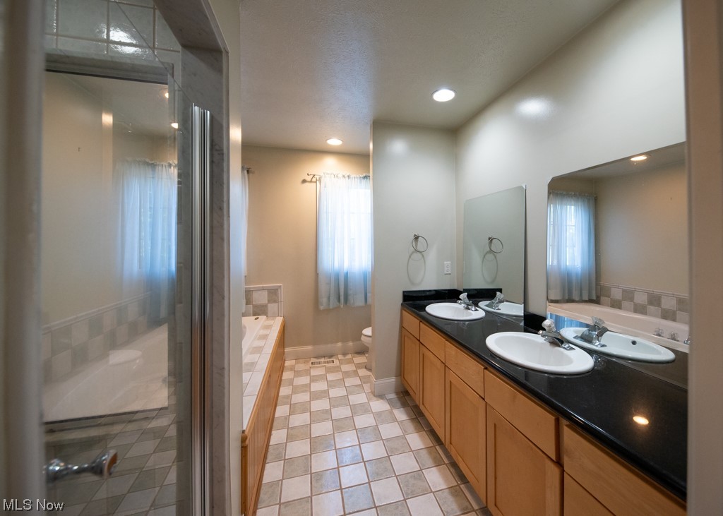 Belshire Court Condos - Residential Lease