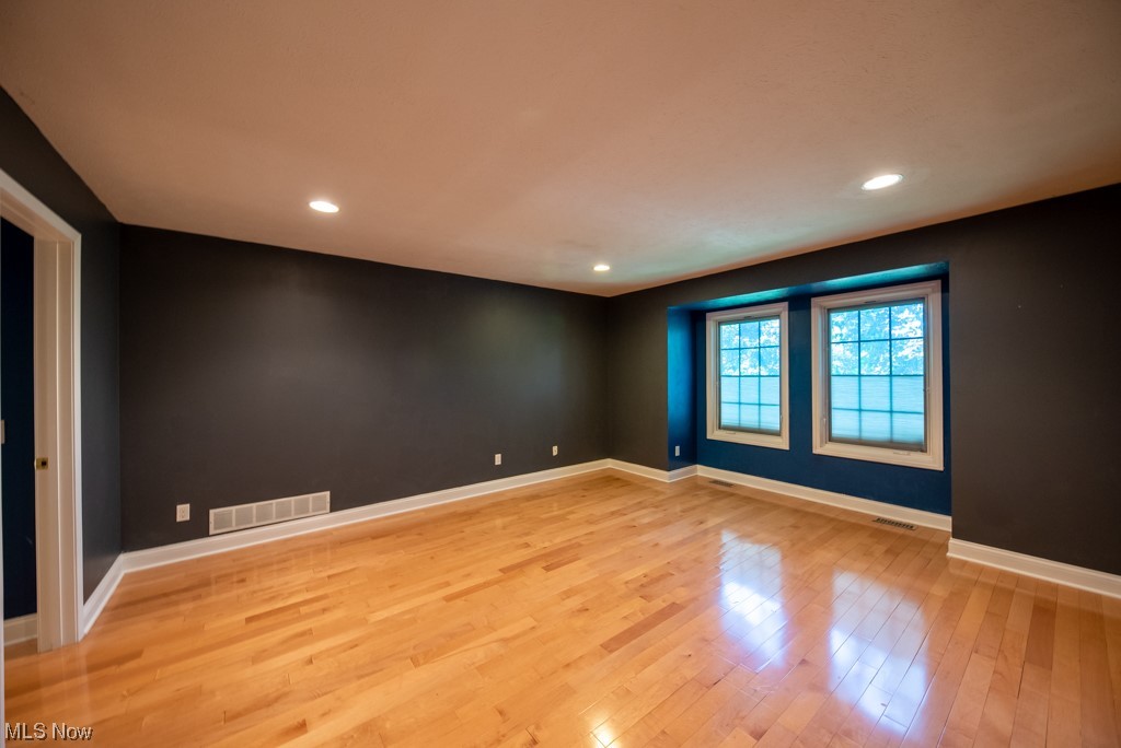 Belshire Court Condos - Residential Lease