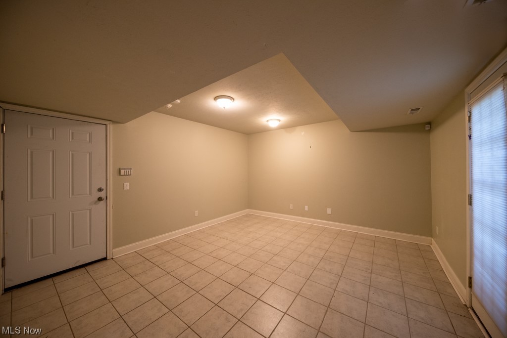 Belshire Court Condos - Residential Lease