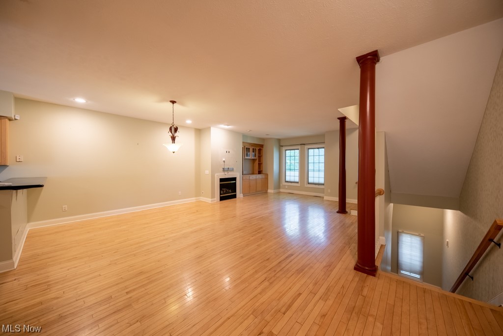 Belshire Court Condos - Residential Lease