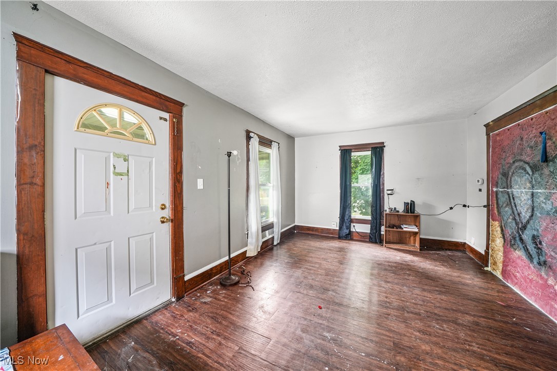 1197 Carey Avenue, Akron, Ohio image 14