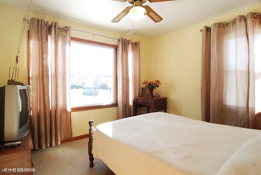 Realty Co Pelham Manor - Residential