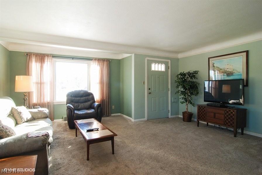 Realty Co Pelham Manor - Residential