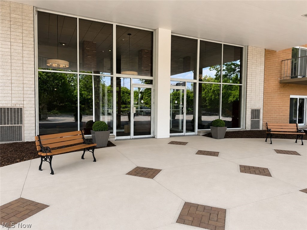 Clague Towers - Residential