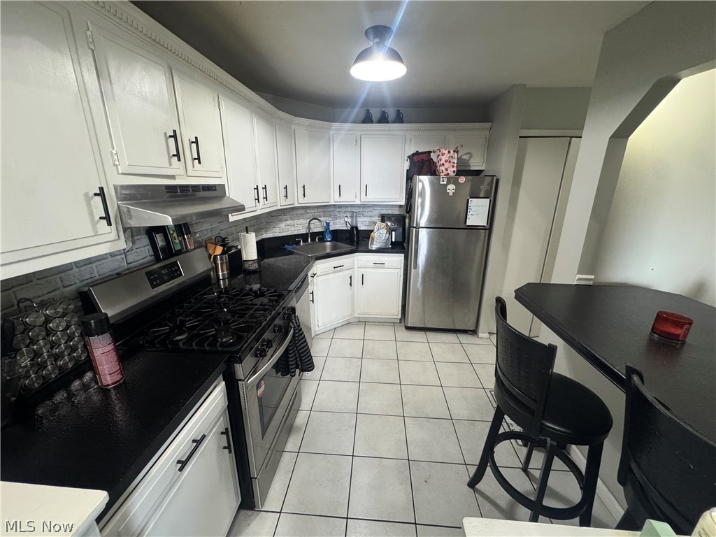 Clague Towers - Residential