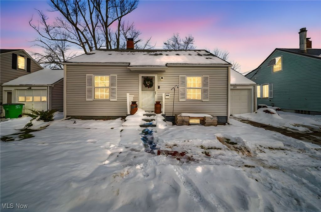 Photo of 3024 Latimer Avenue, Ashtabula, OH 44004 (MLS # 5180376)