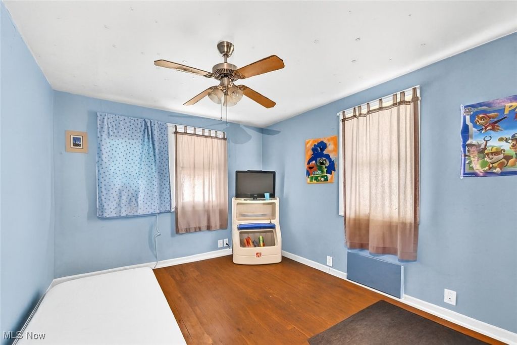 Photo of 312 Chestnut Street, Fairport Harbor, OH 44077 (MLS # 5176941)