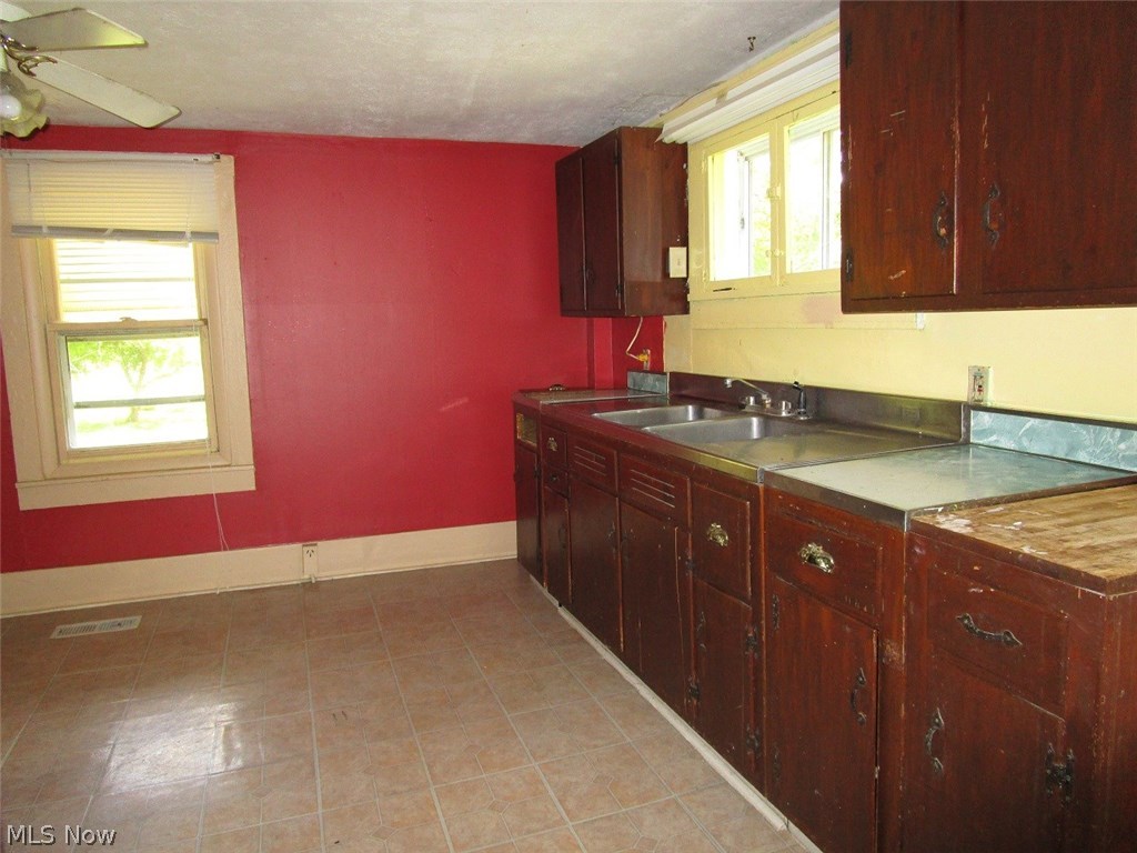 Williamsfield - Land