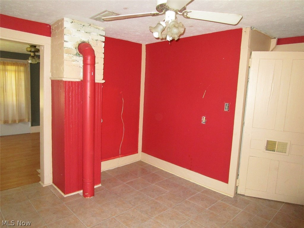 Williamsfield - Land