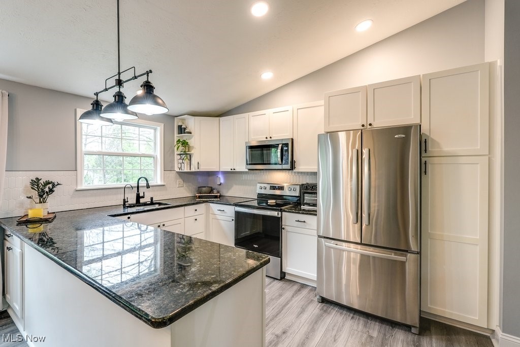 5511 Young Road, Stow, Ohio image 2
