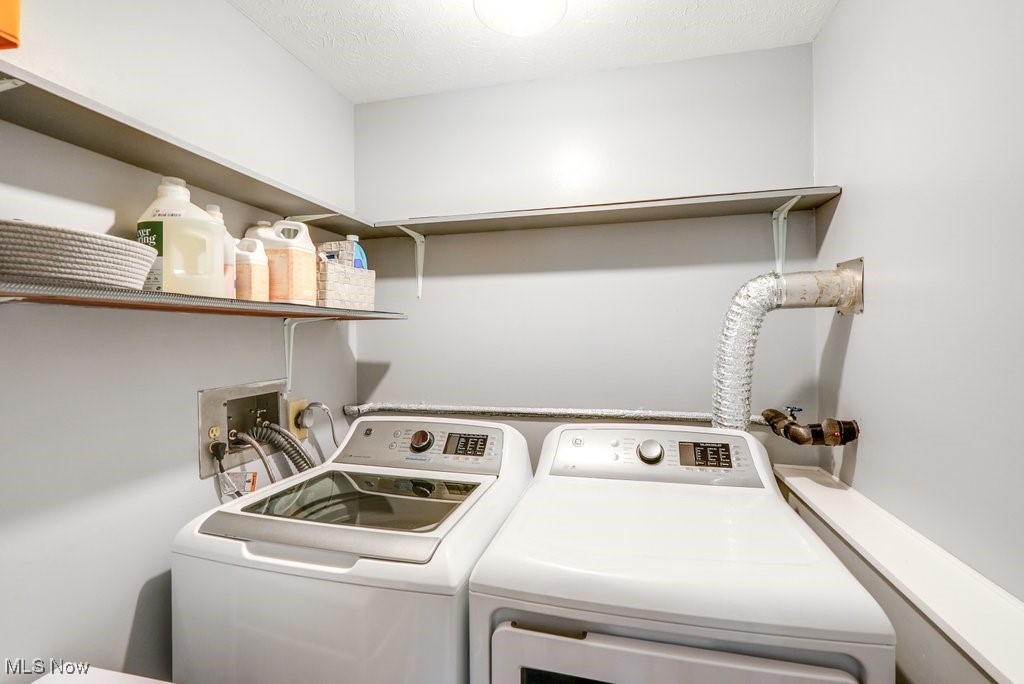 5511 Young Road, Stow, Ohio image 29