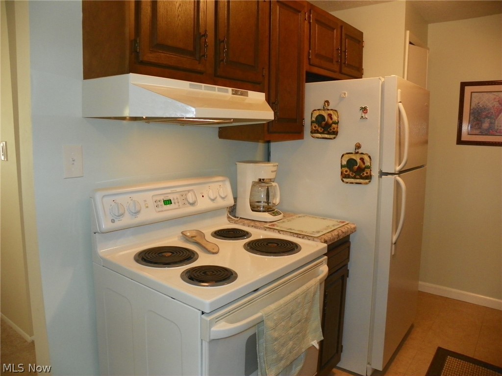 Sunrise Cove Condo #4 - Residential