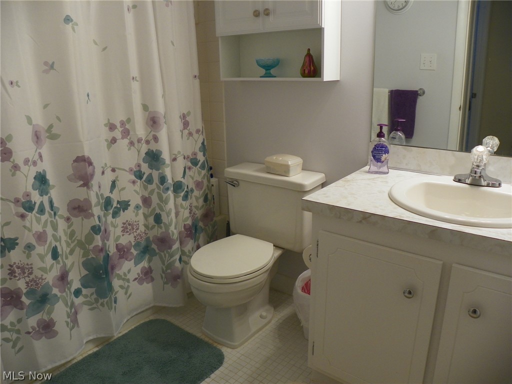 Sunrise Cove Condo #4 - Residential