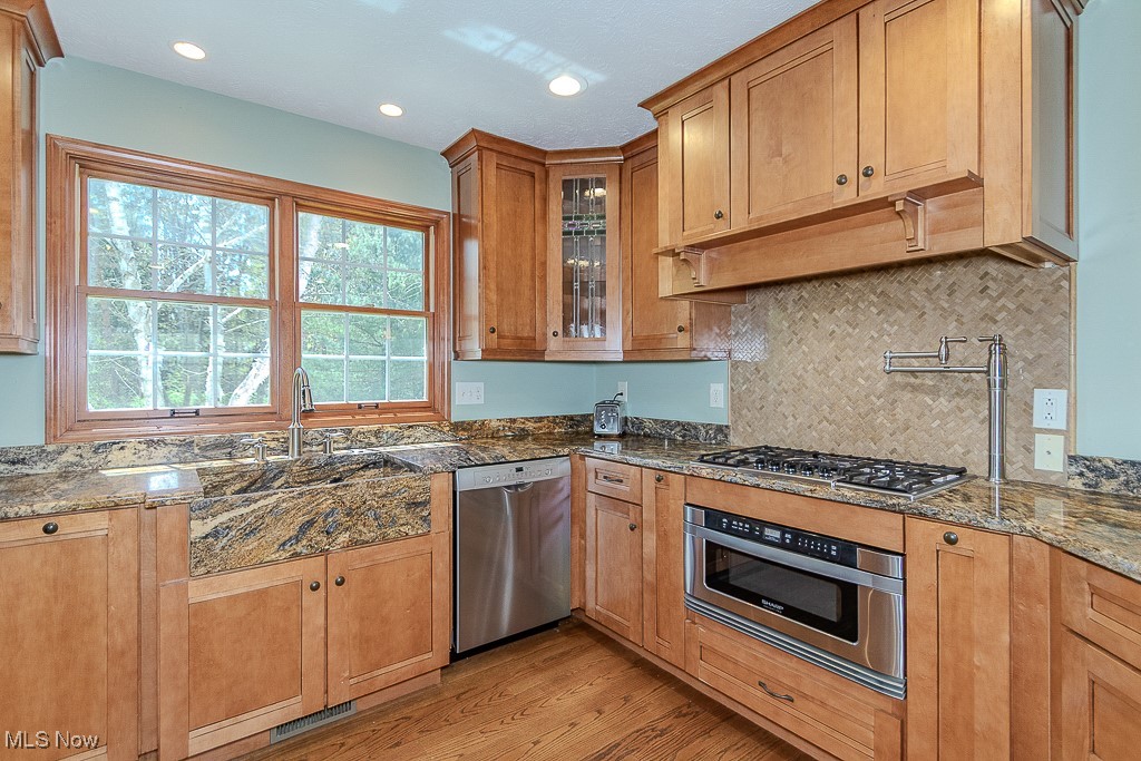 Russell Sec 09 01 - Residential