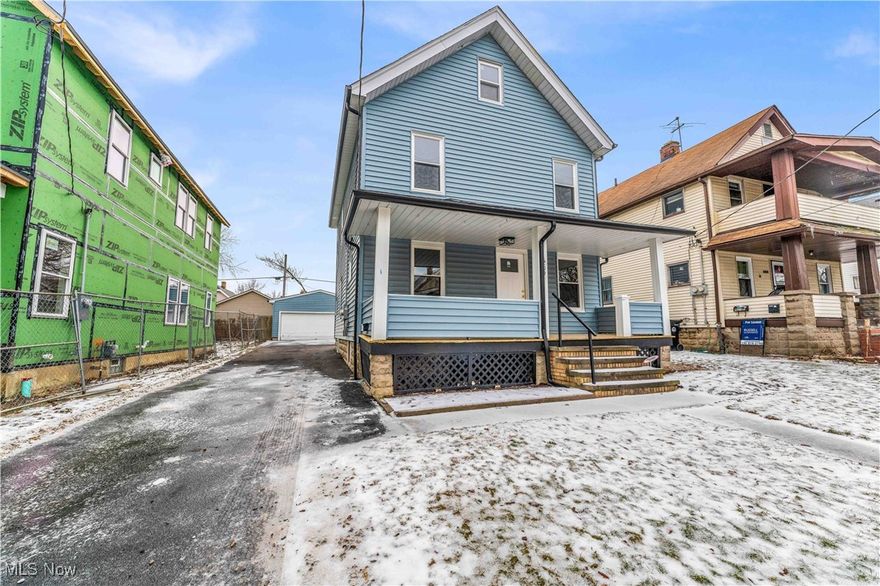 **THE OWNER REQUIRES A MINIMUM CREDIT SCORE OF 650** //
2209 Hood Ave | DN, Cleveland - Spacious 2 bed 1 bath multi-family home! //

$ 1185 rent / $ 1185 deposit //
$49 application fee per adult //
1-2 pets OK in this unit. After application pre-approval, a PetScreening is required for any animals to proceed with one of our properties; a PetScreening affidavit is still required if you have no pets. (Some breed restrictions apply per HUD guidelines). //
NO SMOKING //
1 time $149 non-refundable set up fee paid at lease signing //

$30/month required resident benefit package; can include personal property/liability insurance for an additional $5/month for $35/month total. //

After application Pre-Approval 1 applicant per household application is required to fill out a PetScreening application, before being about to proceed with placing a Reservation Fee for one of our properties.  You will receive a pre-approval for your application and in order to proceed, the PetScreening is required. Even if you have NO pets - this application must be filled out. One time, non-refundable pet fee of $200-500 per animal applies to all pets & must be paid before or when you pay your first month rent. (No fee for qualified assistance animals). //

Our application is processed through secure site: Findigs, and they require ID and income verification. Without this, your application will not be processed. They offer 24/7 chat support on their application directly if you have any questions. //

BEDROOMS: 2 //
BATHROOMS: 1 //
APPLIANCES PROVIDED: Fridge, stove, and dishwasher //
UTILITIES / RESIDENT RESPONSIBILITY: Resident pays gas and electric and is responsible for snow removal. //

Serious inquiries only.