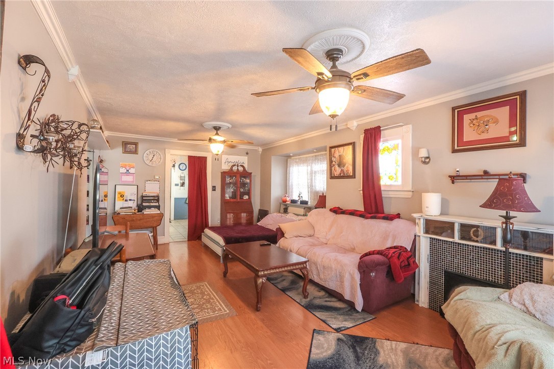 Lyons Adn - Residential