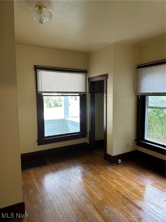 Ains - Residential Income