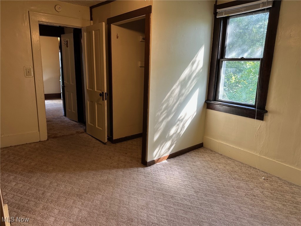 Ains - Residential Income