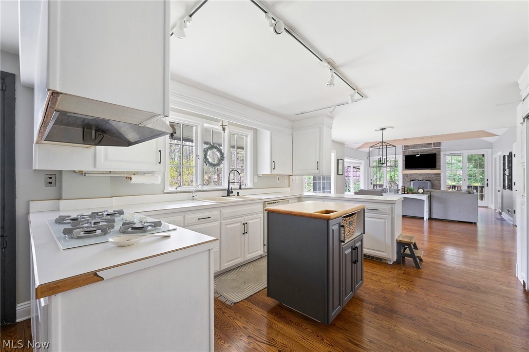 Norwick Manor - Residential