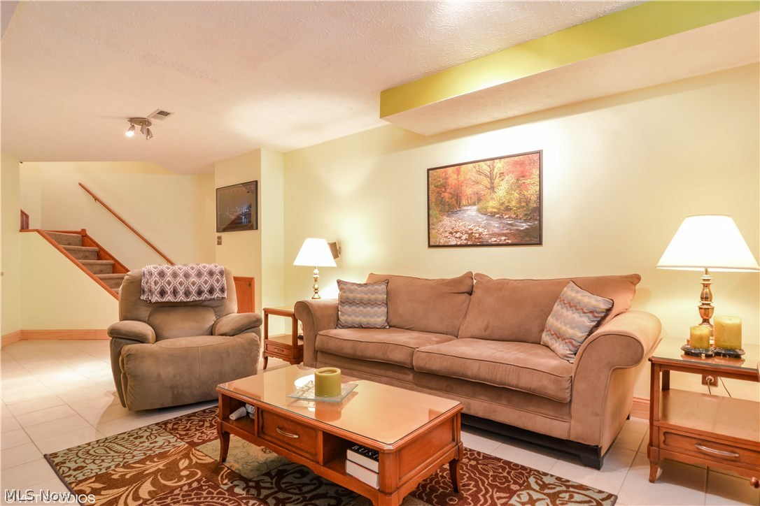 Jerry Hammerschmidt Clstr Hms - Residential