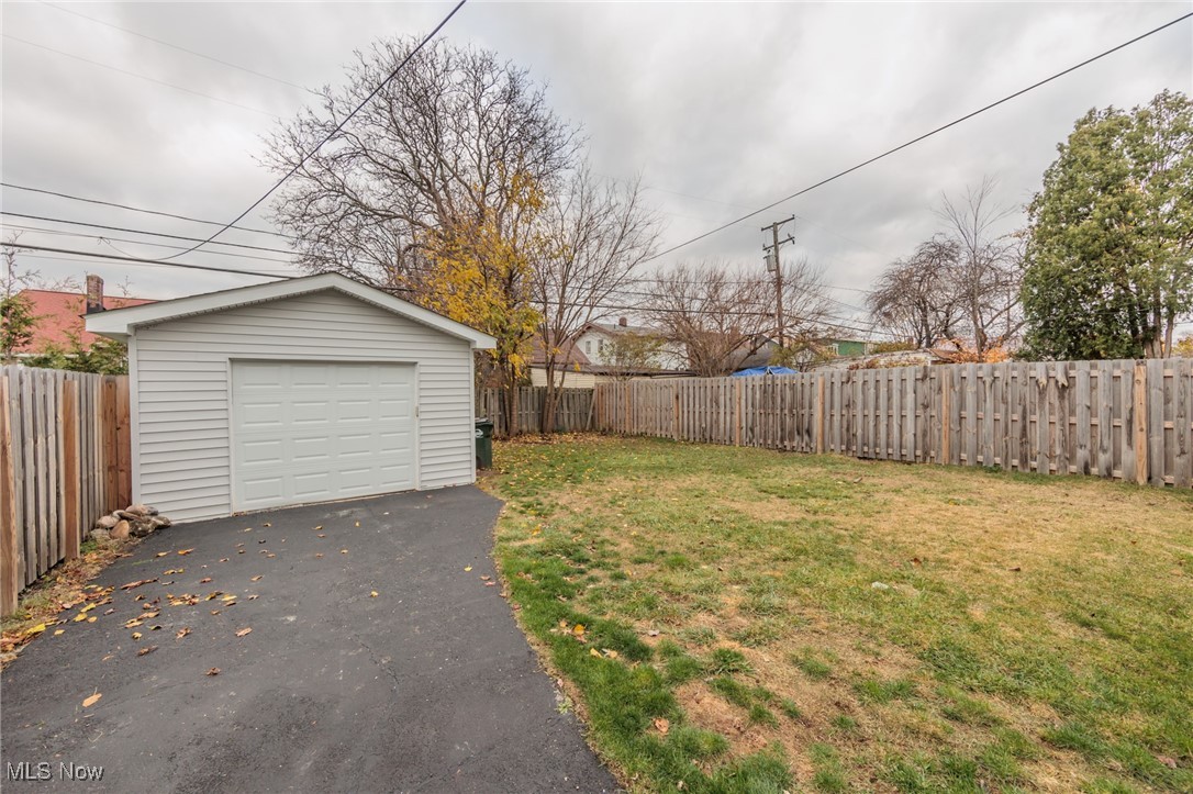 7002 Orchard Avenue, Parma, Ohio image 3