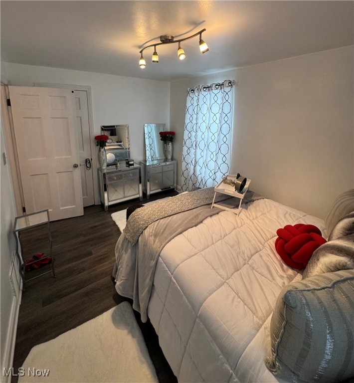 Broadfield Sub/W H Tellings - Residential