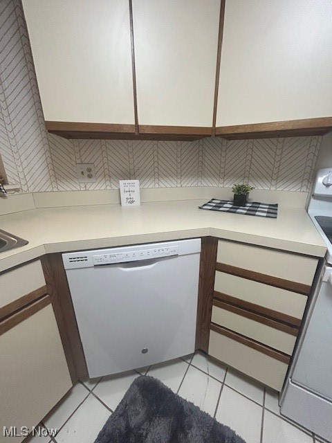 Verandas/Village Condo - Residential