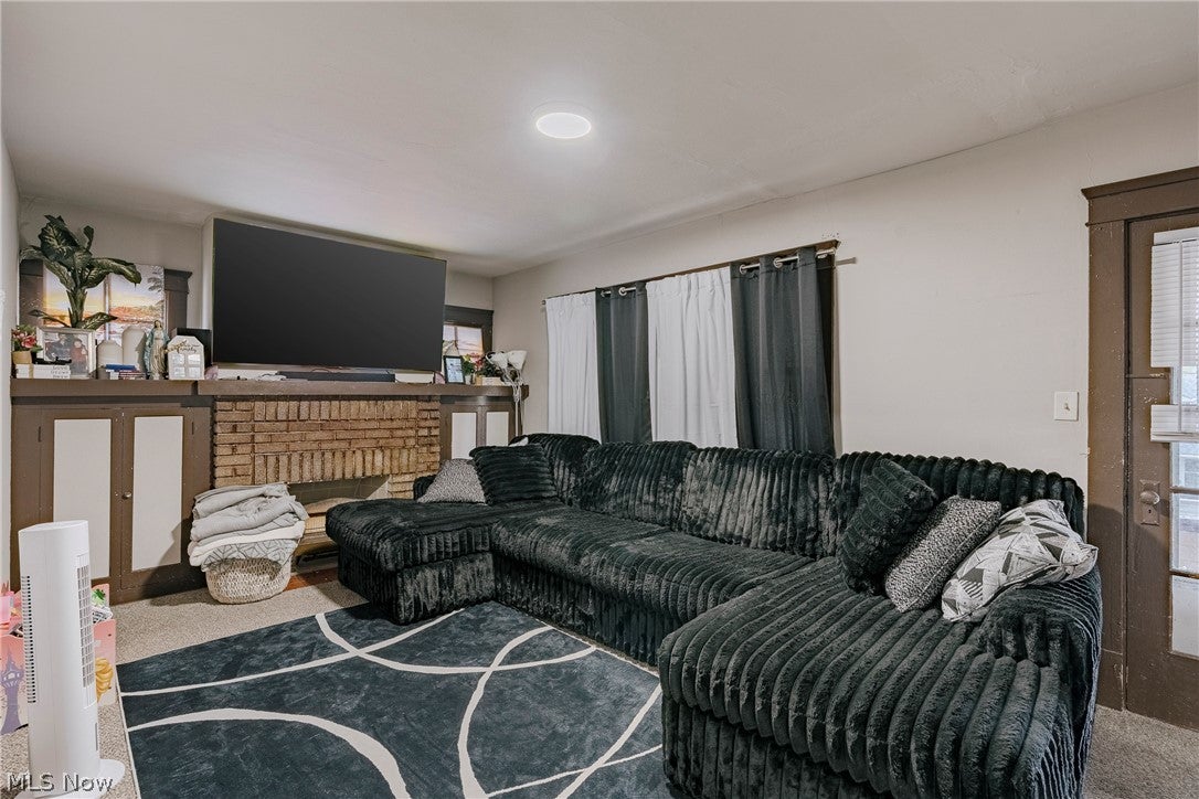 3527 W 125th Street