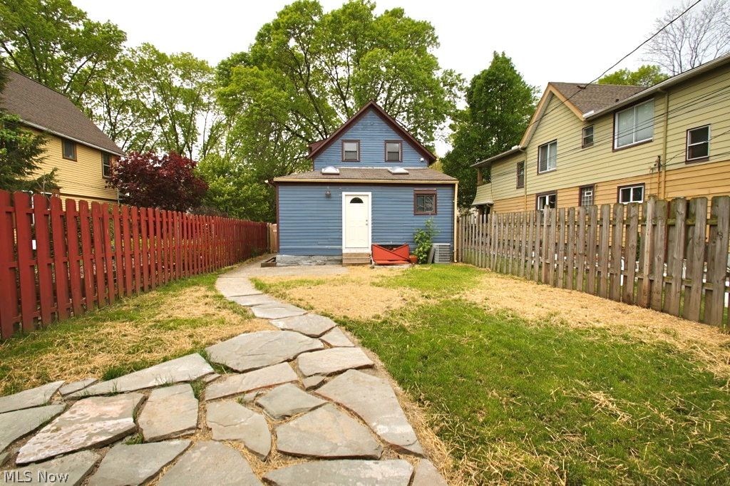 Benedict & Root - Residential