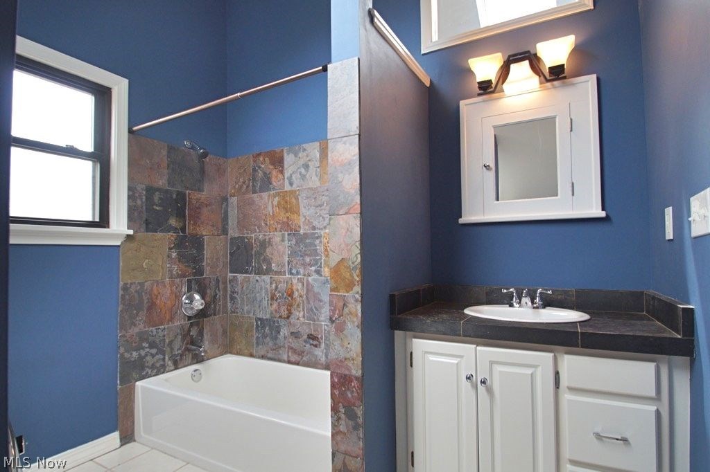 Benedict & Root - Residential