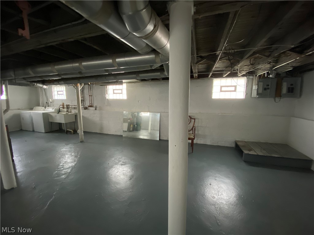 Realty Trust Company's Lk - Residential Income