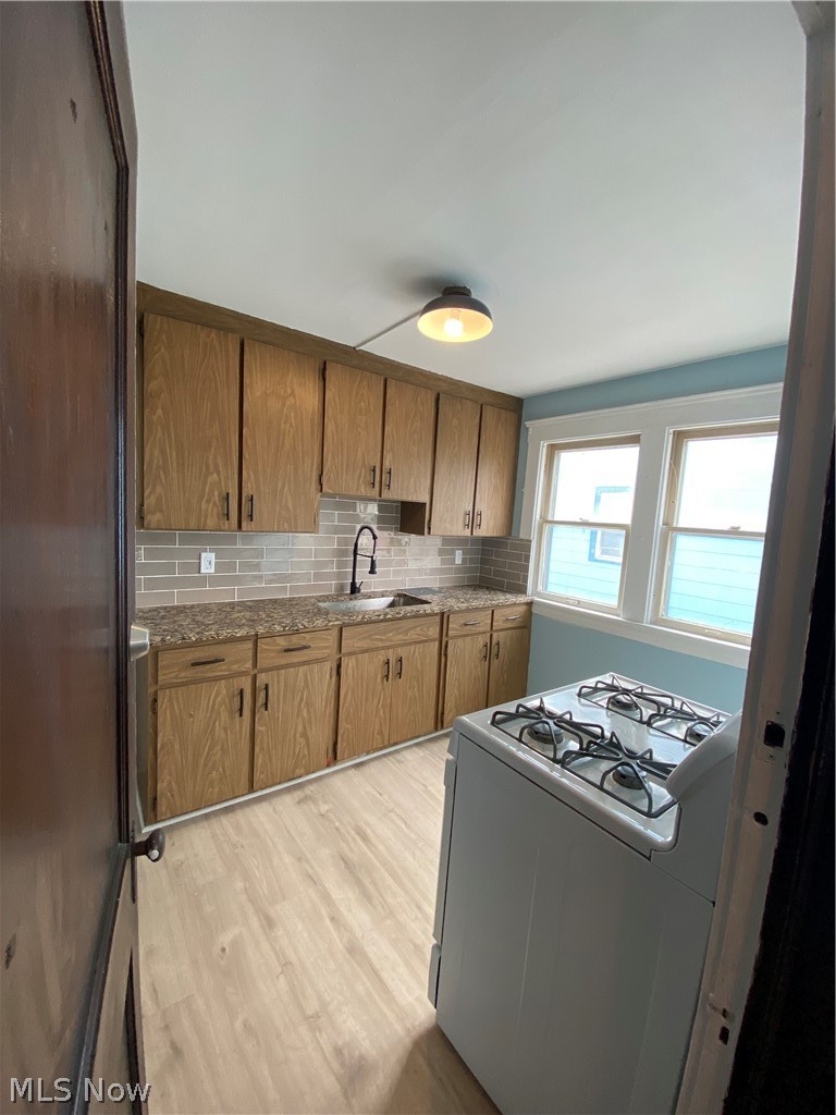 Realty Trust Company's Lk - Residential Income