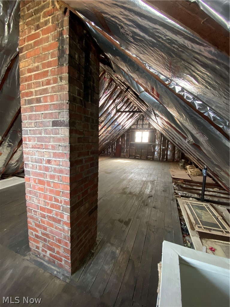 Realty Trust Company's Lk - Residential Income