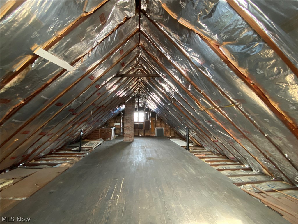 Realty Trust Company's Lk - Residential Income