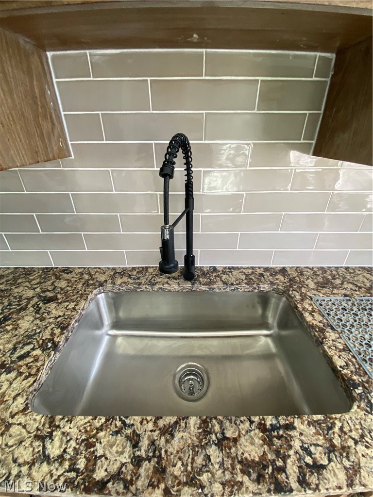 Realty Trust Company's Lk - Residential Income