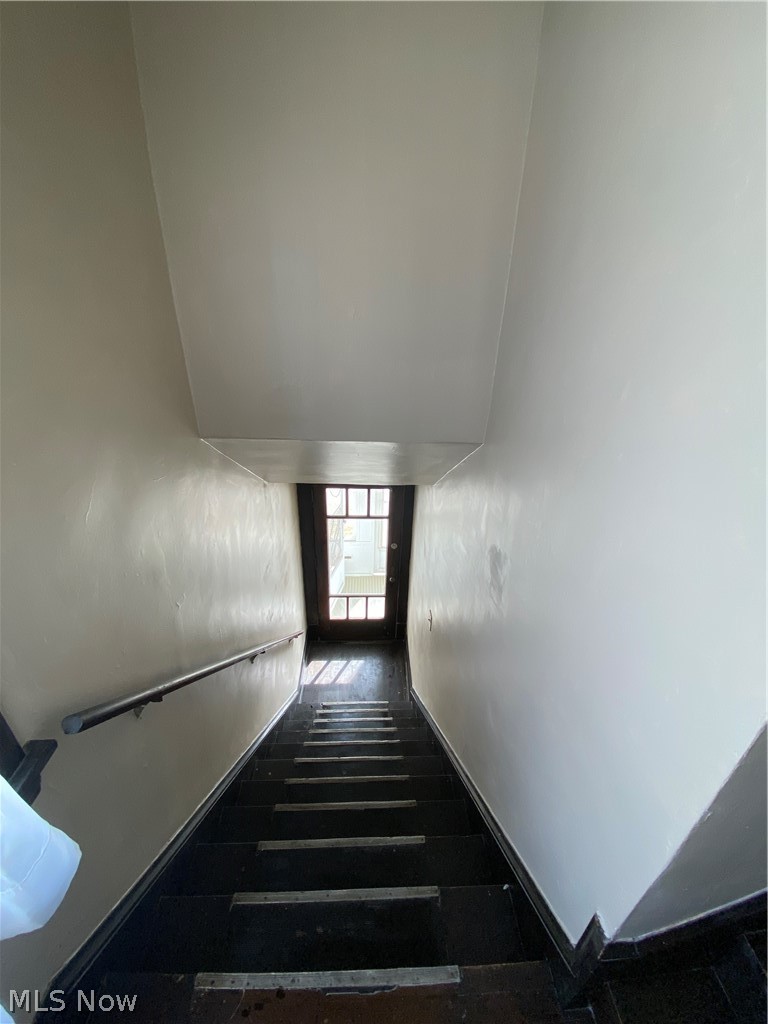 Realty Trust Company's Lk - Residential Income