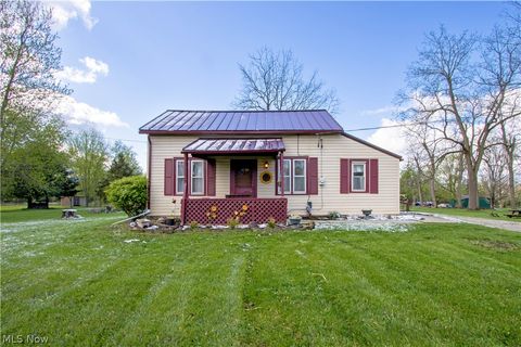 Photo of 9916 Chatham Road, Spencer, OH 44275 (MLS # 5202997)
