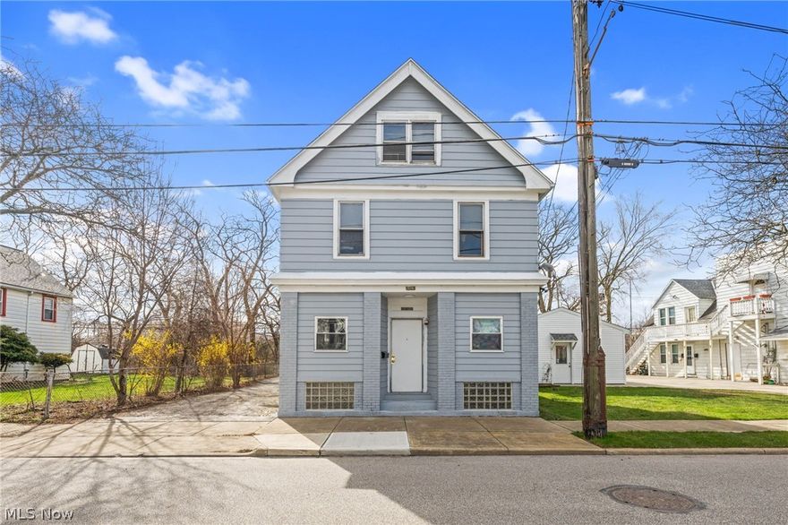 Amazin opportunity to own this investment property with a positive cash flow! Situated in a prime location near restaurants, parks, and all the amenities Lakewood has to offer, this renovated triplex is a gem. Featuring two spacious two-bedroom units on the first floor and a stylish one-bedroom unit on the top floor, it presents an ideal investment prospect