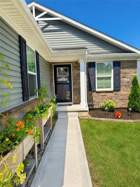 Tiny photo for 168 Eagle Circle, Amherst, OH 44001 (MLS # 5240435)