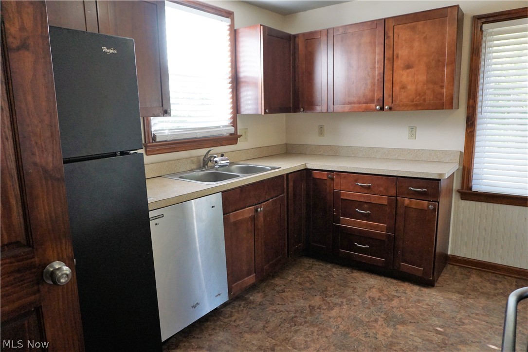 Modern Land Cos Mayfields/Bel - Residential