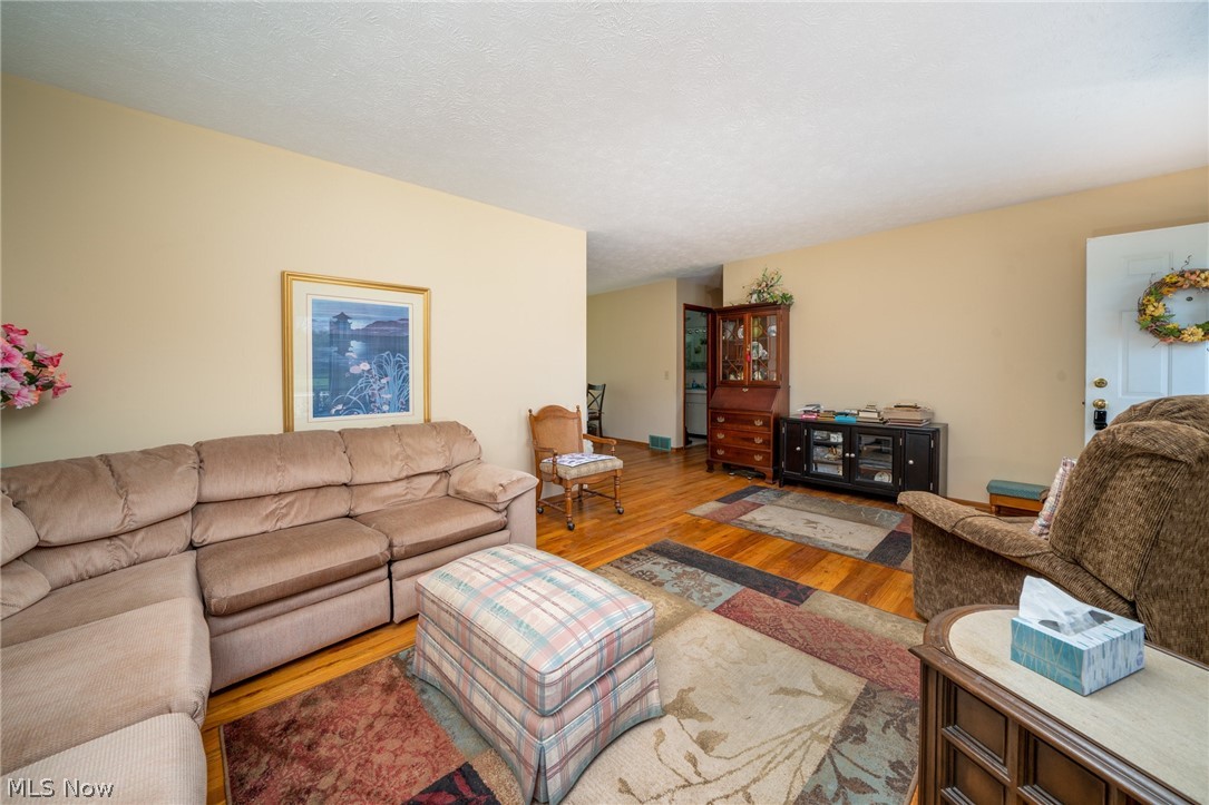 Meadow Grove - Residential