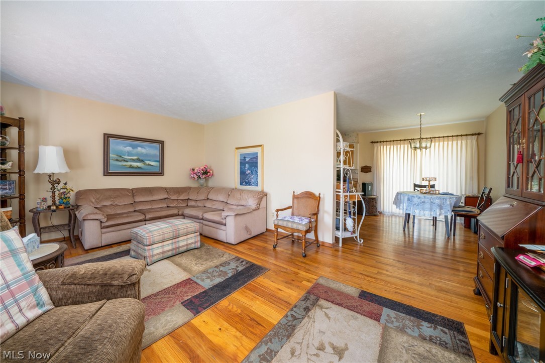 Meadow Grove - Residential